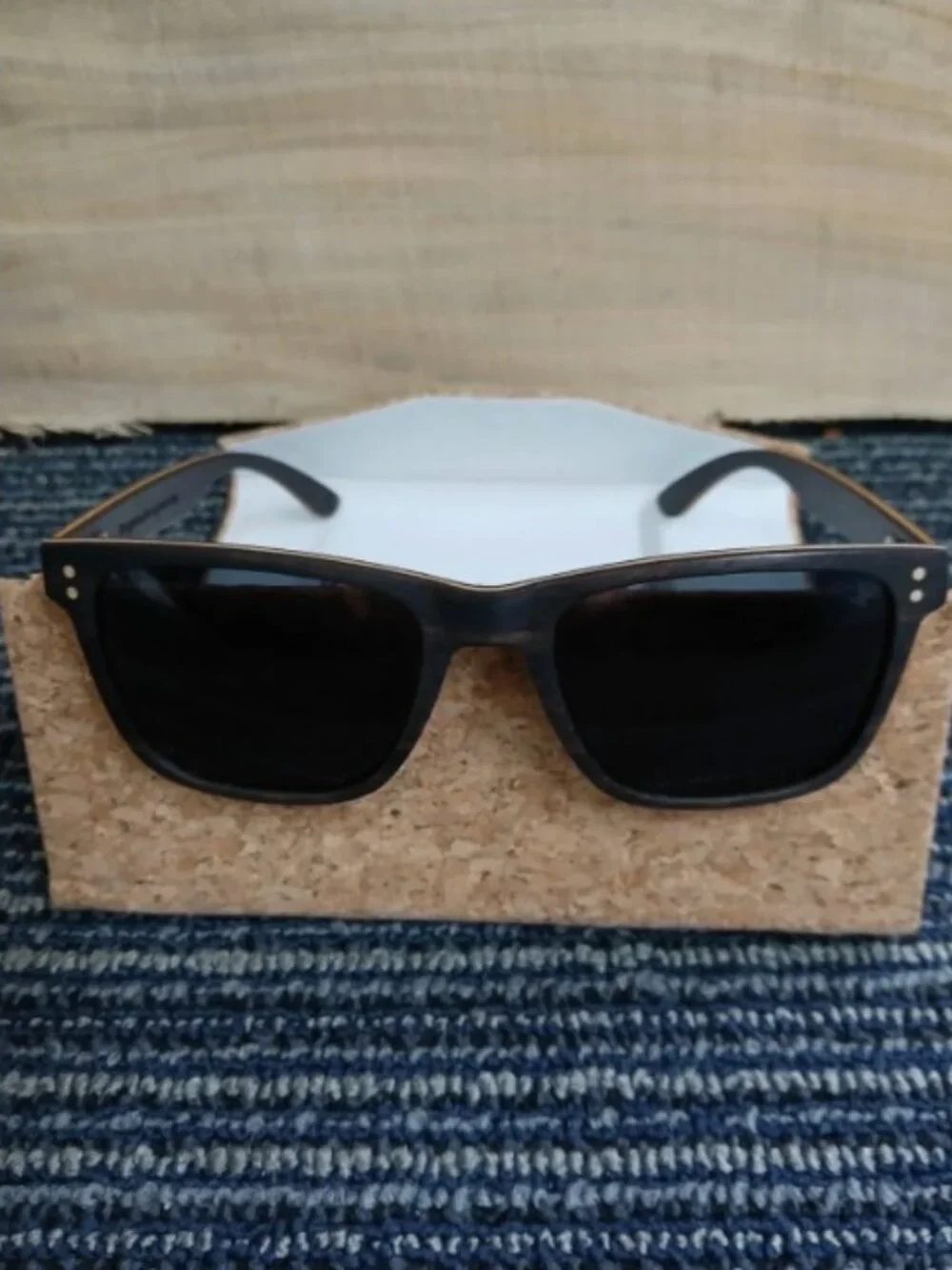 Joycoast Walnut Wayfinder Sunglasses | Polarized UV400 - Picture 6 of 6